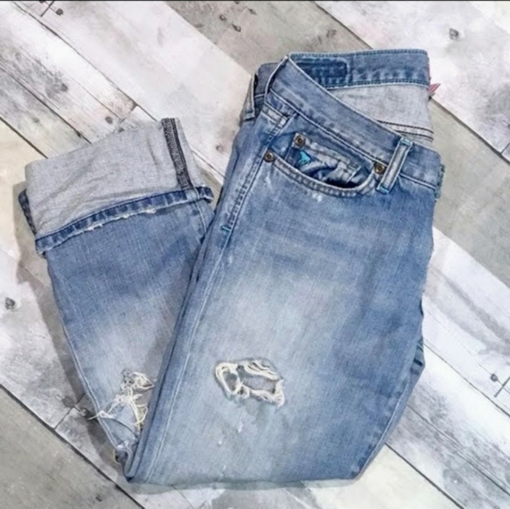 A&F Cropped Boyfriend distressed denim
